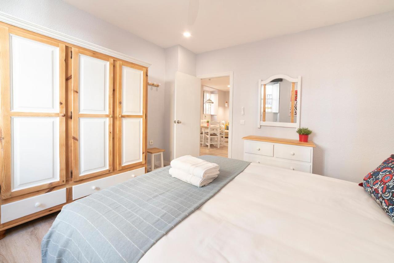 Apartamentos Alfaqueque A Séville Extérieur photo